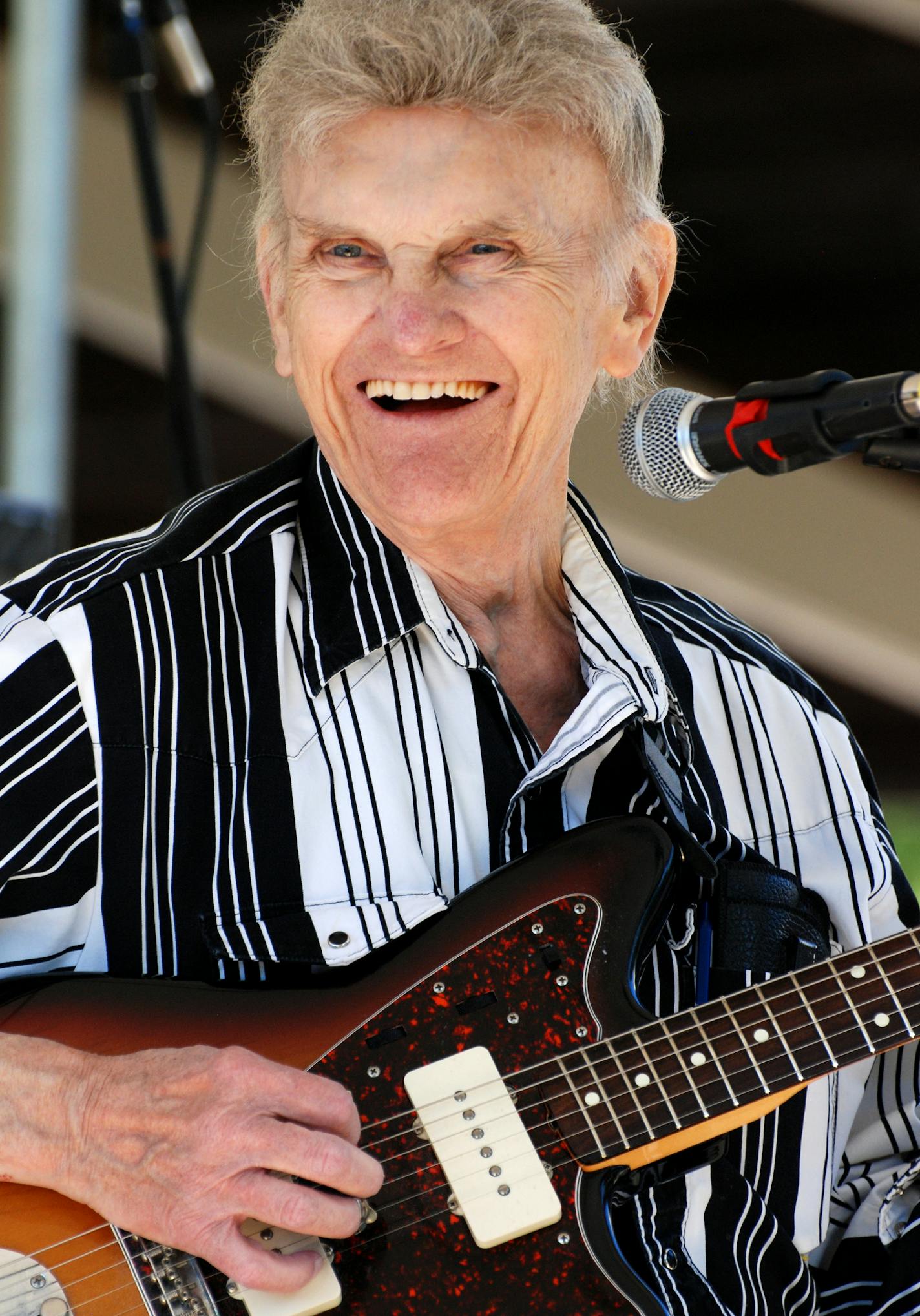 Jim Sundquist performed in 2011 with his Fendermen at the Rock Bend Folk Festival in St. Peter, Minn.