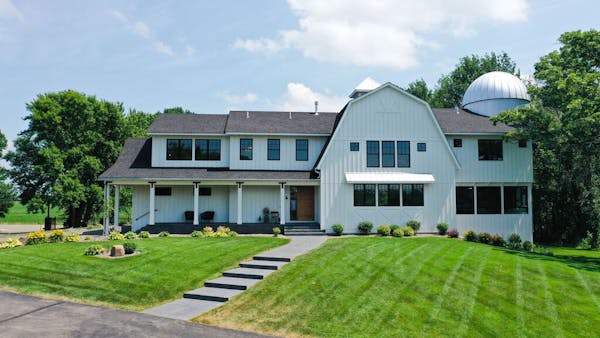 Former Minnesota Twins relief pitcher Glen Perkins recently listed his home in Lakeville for $2.5 million.