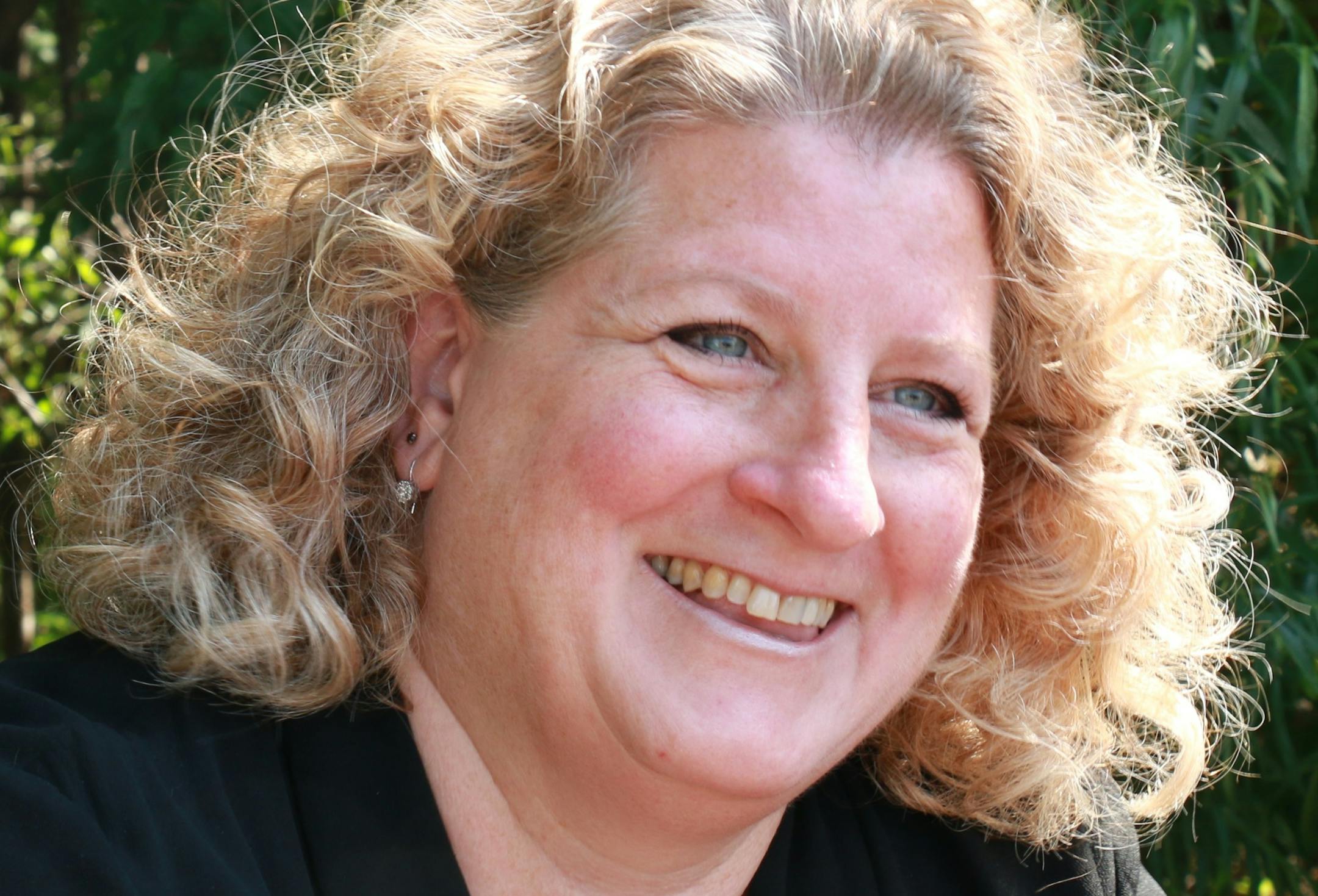 JILL WIEDEMANN-WEST (cq)
PEOPLE INCORPORATED (cq)
Title: CEO