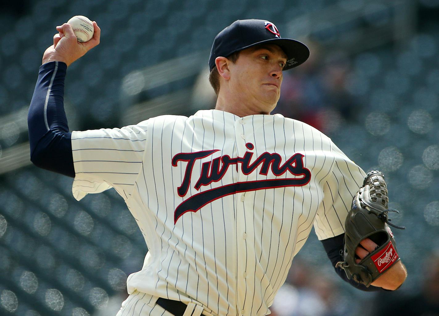 Minnesota Twins starting pitcher Kyle Gibson (44) delivered a pitch in the first inning. ] ANTHONY SOUFFLE &#xef; anthony.souffle@startribune.com The Minnesota Twins played the Houston Astros in an MLB game Wednesday, April 11, 2018 at Target Field in Minneapolis.