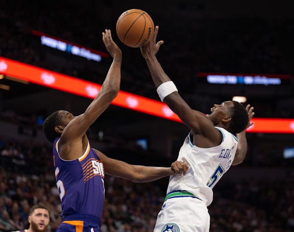 Kevin Durant of the Suns and Anthony Edwards of the Timberwolves went head-to-head in Sunday's regular-season finale at Target Center.