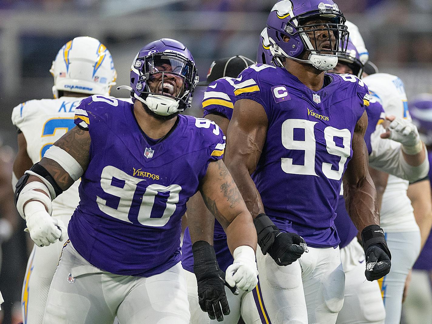 Minnesota Vikings defensive end Jonathan Bullard (90) makes a tackle for a turnover on downs during the fourth quarter.