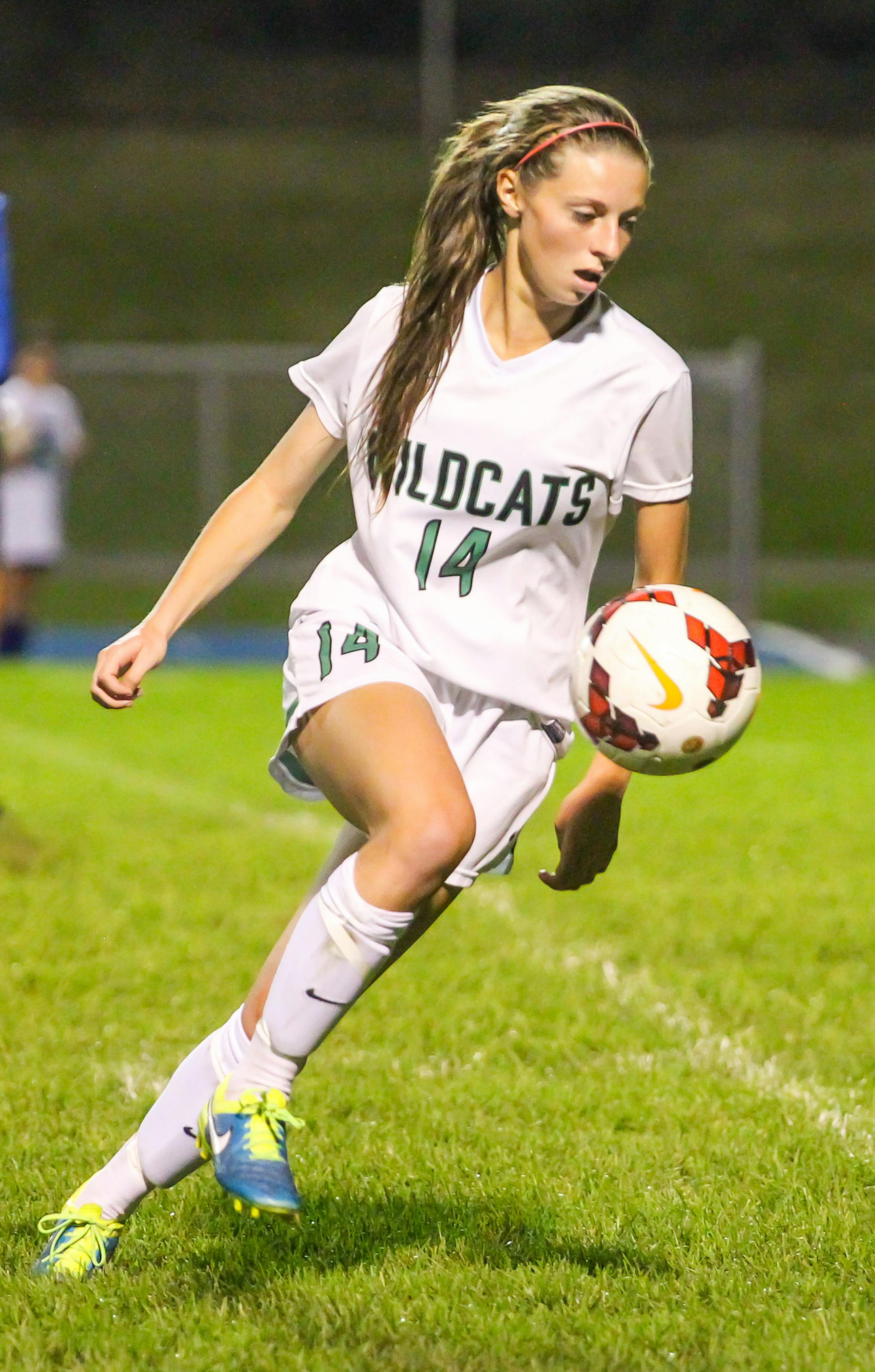 Eagan's Taylor Kenealy. Prior Lake at Eagan, girls soccer, 9-15-15. Photo by Mark Hvidsten