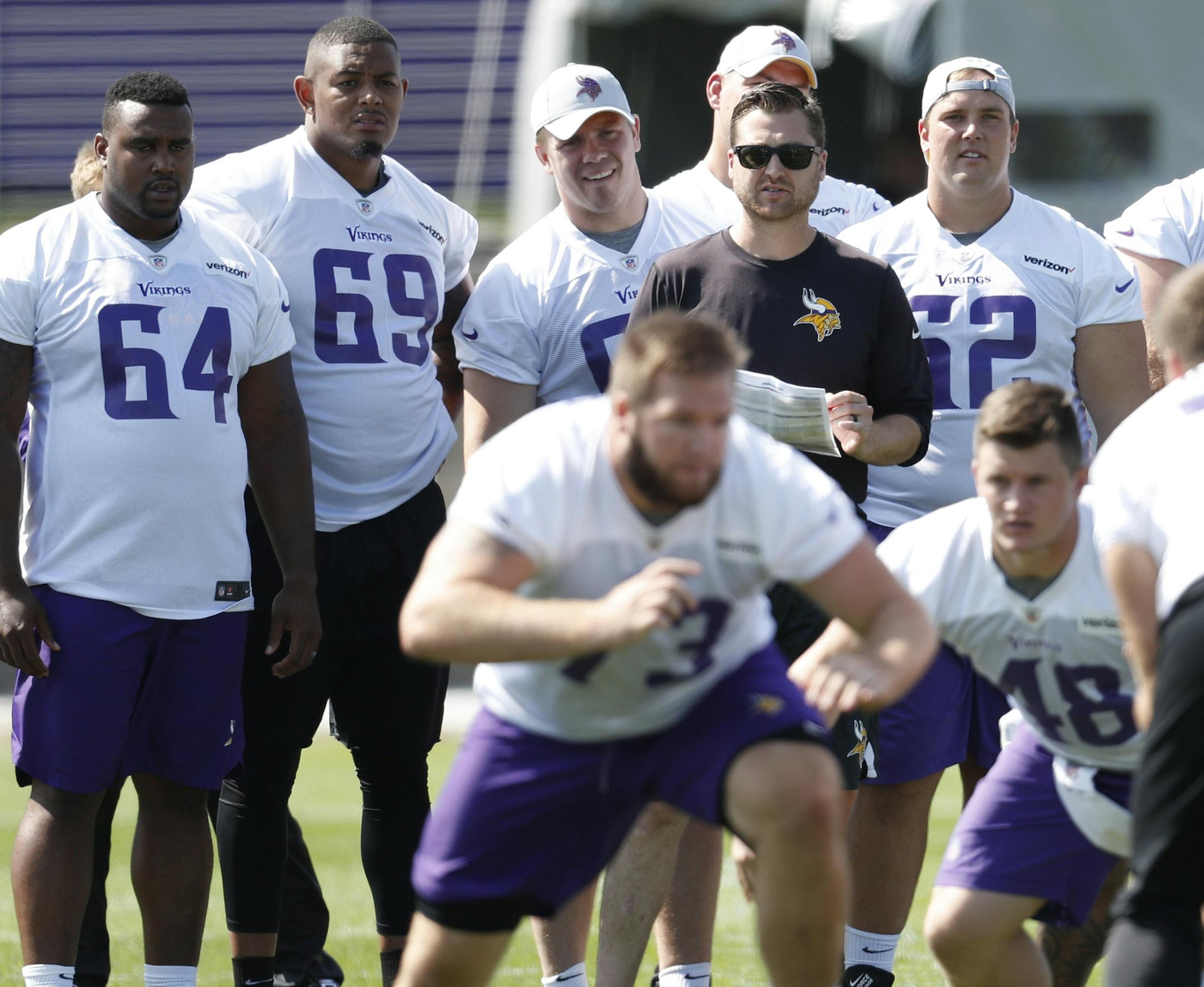 Assistant offensive line coach Andrew Janocko watched a play during Minnesota Vikings training camp at TCO Performance center Saturday July 28, 2018 in Eagan, MN. ] JERRY HOLT &#x2022; jerry.holt@startribune.com