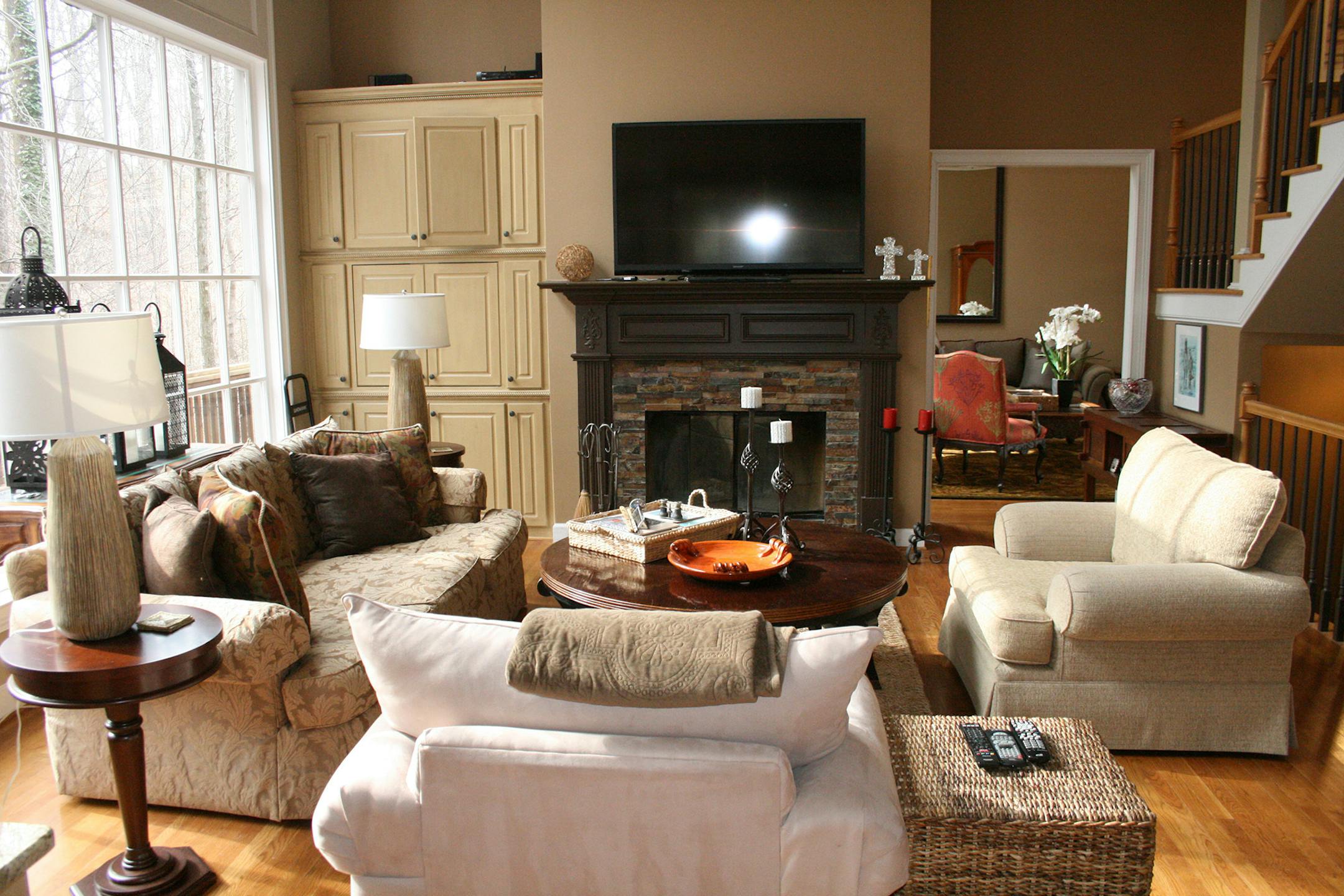 After: The arrangement is now cozy and cohesive.