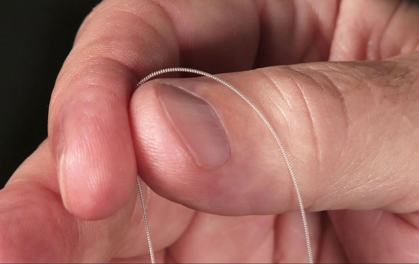 The SPR Therapeutics&#x2019; SPRINT Peripheral Nerve Stimulation (PNS) System MicroLead&#x2122; is constructed using a tiny 100-micron wire, about the size of a human hair. The leads are placed by a physician during an outpatient procedure without surgery, incisions, tissue destruction or anesthesia, and are connected to a wearable stimulator that delivers stimulation for up to 60 days of therapy, after which the leads are withdrawn. (Provided by SPR Therapeutics)