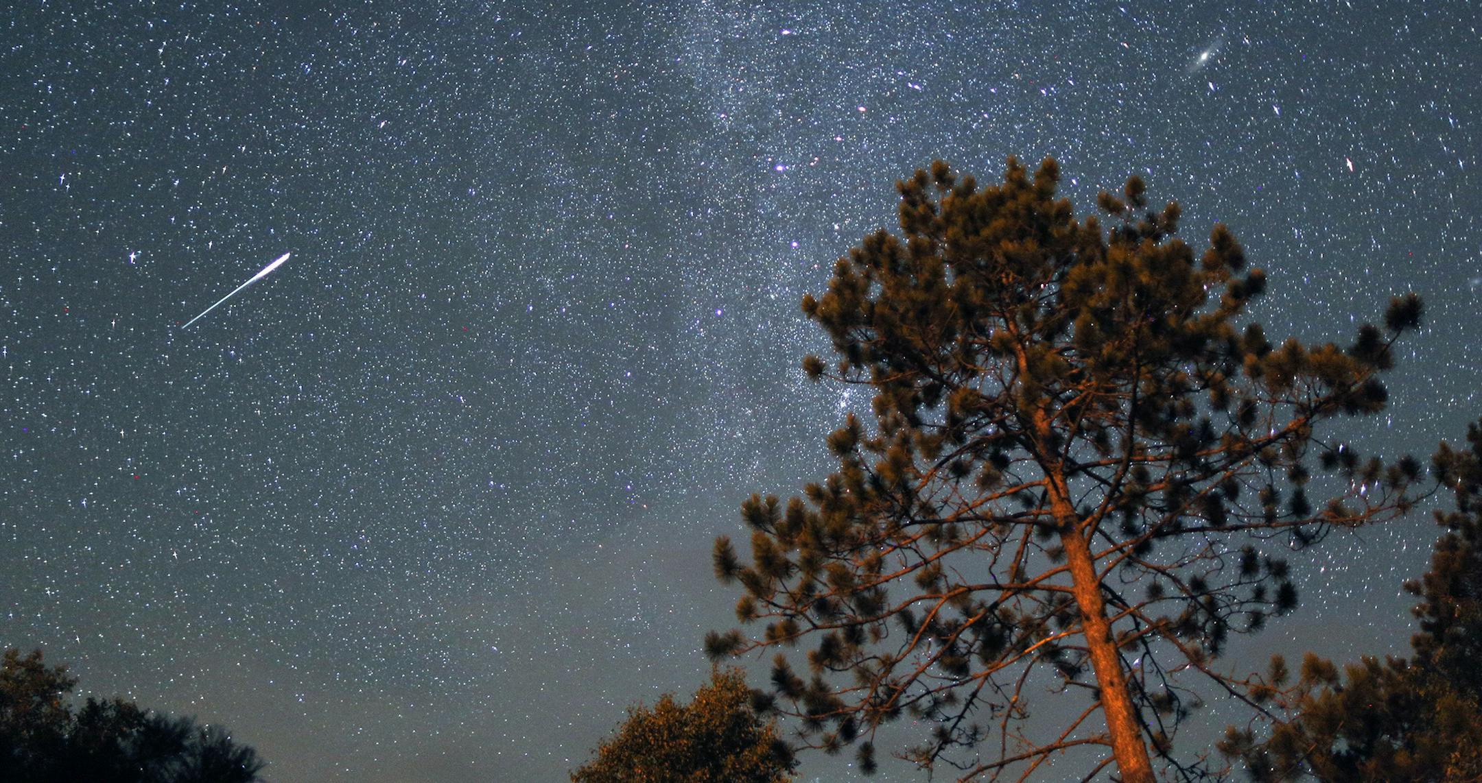 Tourism marketers in northern Minnesota starting to realize the gem they have above them: Dark skies. While 80 percent of the population can't see the milky way because of light pollution, areas along the north shore are prime viewing spaces for stars and even Northern Lights. A local chapter of the International Dark Sky Association is kicking off a first annual festival to celebrate the night sky in Duluth this week. ] BRIAN PETERSON ï brian.peterson@startribune.com
Duluth, MN 08/28/2017