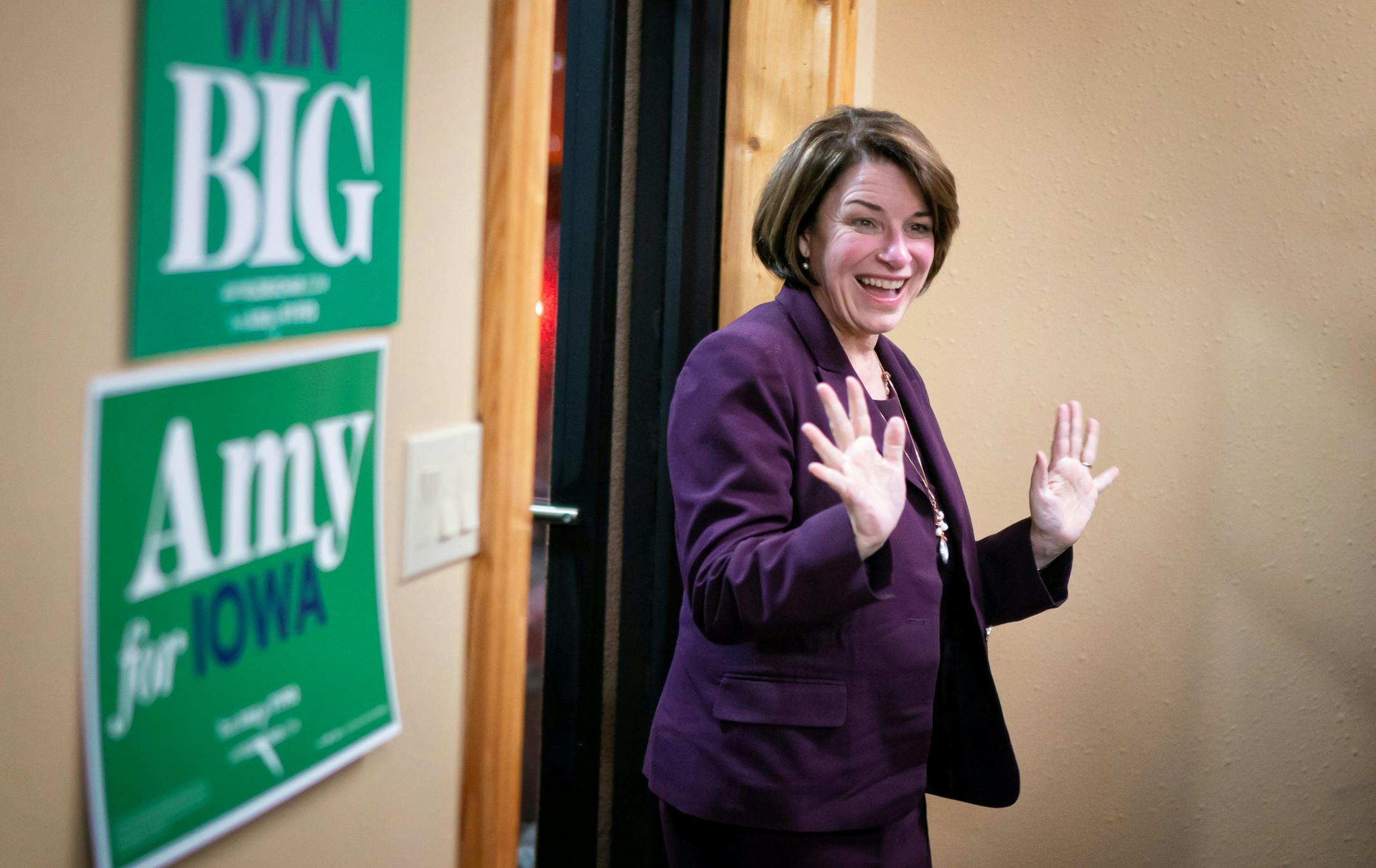 Sen. Amy Klobuchar held her final Iowa town hall event in Mason City, Iowa, Monday night before heading to Washington, D.C. for the start of President Trump's impeachment trial. Her campaign has enlisted family members and politicians from Iowa and Minnesota to campaign on her behalf in the final days before the Iowa caucuses. ] GLEN STUBBE &#x2022; glen.stubbe@startribune.com Monday, January 20, 2020 Sen. Amy Klobuchar held her final Iowa town hall event Monday night before heading to Washingto