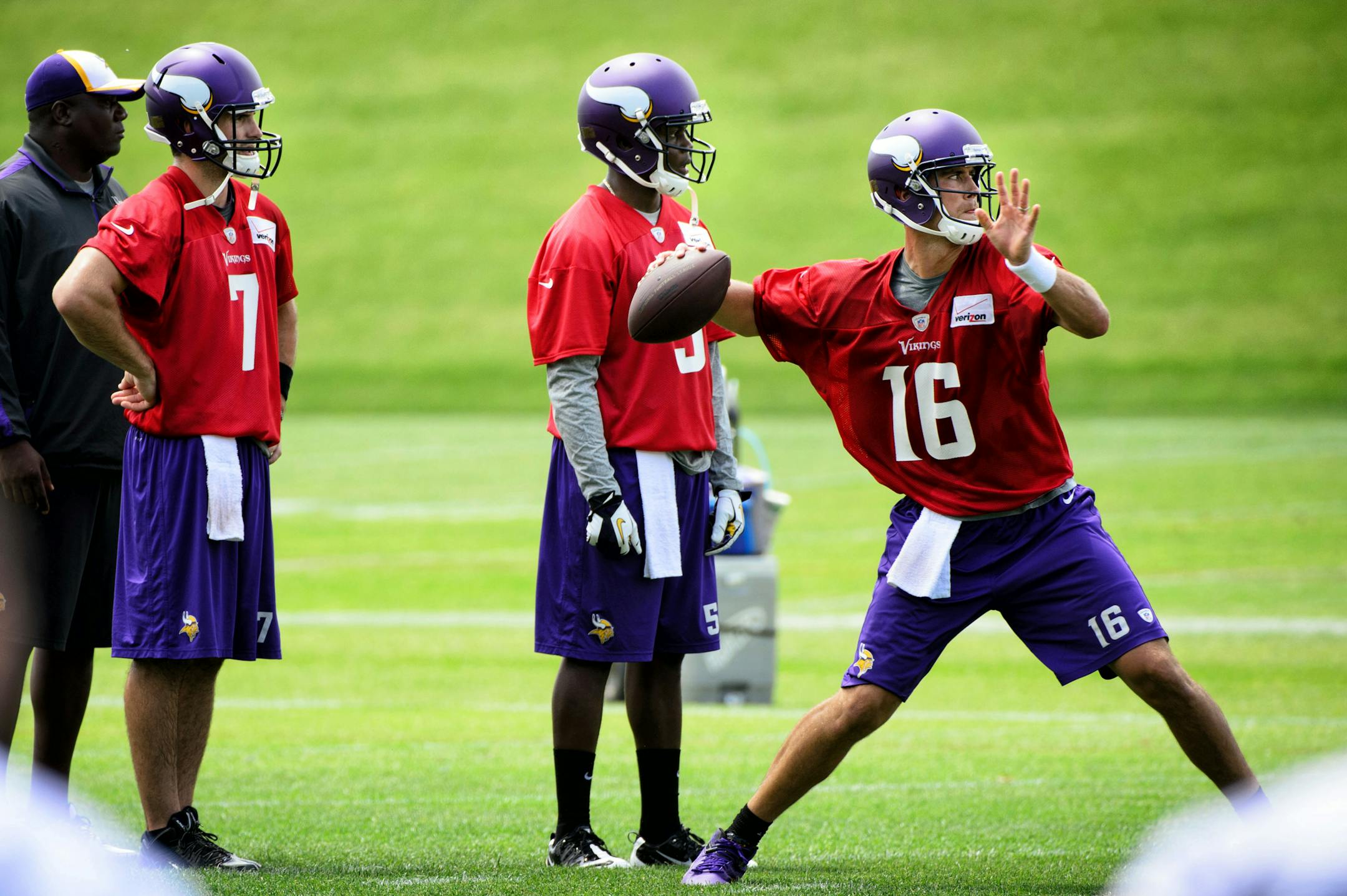 Quaterbacks #5 Teddy Bridgewater, #7 Christian Ponder #16 Matt Cassel. Vikings mini-camp in Winter Park. ] GLEN STUBBE * gstubbe@startribune.com Tuesday June 17, 2014