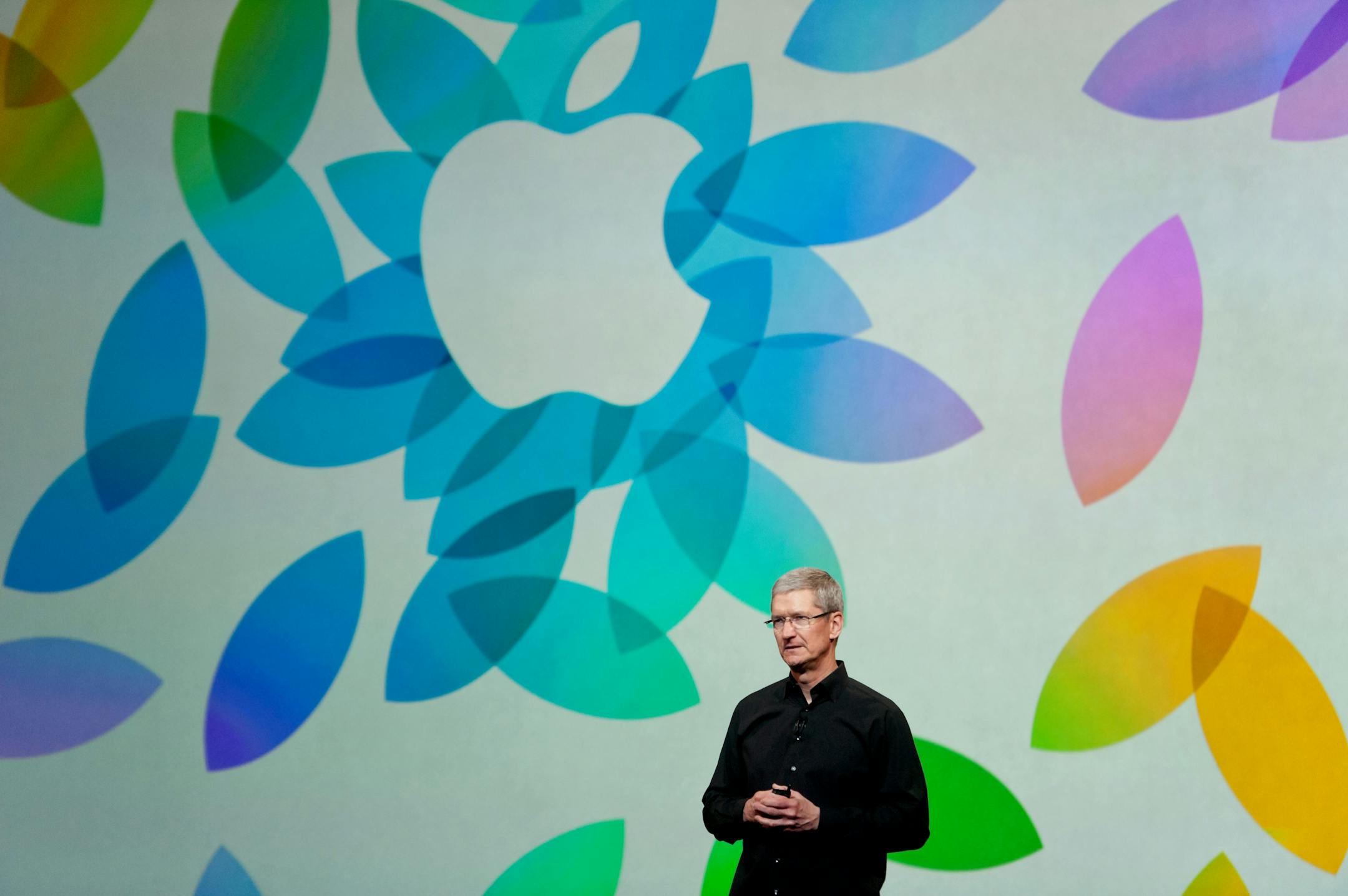 Tim Cook, chief executive officer of Apple Inc., speaks during a press event at the Yerba Buena Center in San Francisco, California, U.S., on Tuesday, Oct. 22, 2013. Apple Inc. is expected to debut a high-definition iPad mini and a thinner iPad at a San Francisco event today, people with knowledge of the plans have said. Photographer: Noah Berger/Bloomberg *** Local Caption *** Tim Cook