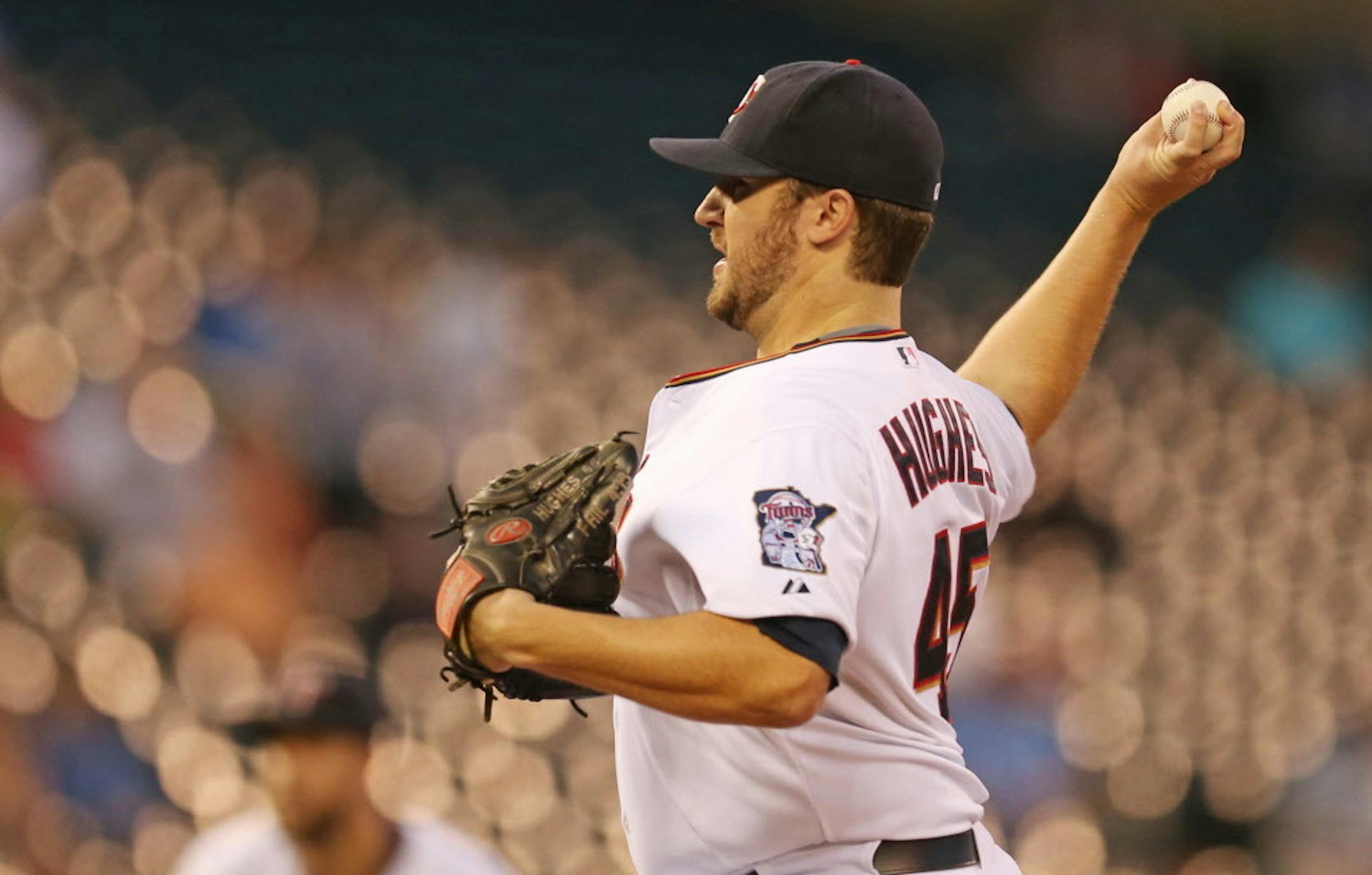 Minnesota Twins starting pitcher Phil Hughes (45) throws a pitch in the first inning at Target Field Tuesday September 15, 2015 in Minneapolis, MN. ] The Minnesota Twins hosted the Detroit Tigers Tuesday night at Target Filed . Jerry Holt/ Jerry.Holt@Startribune.com