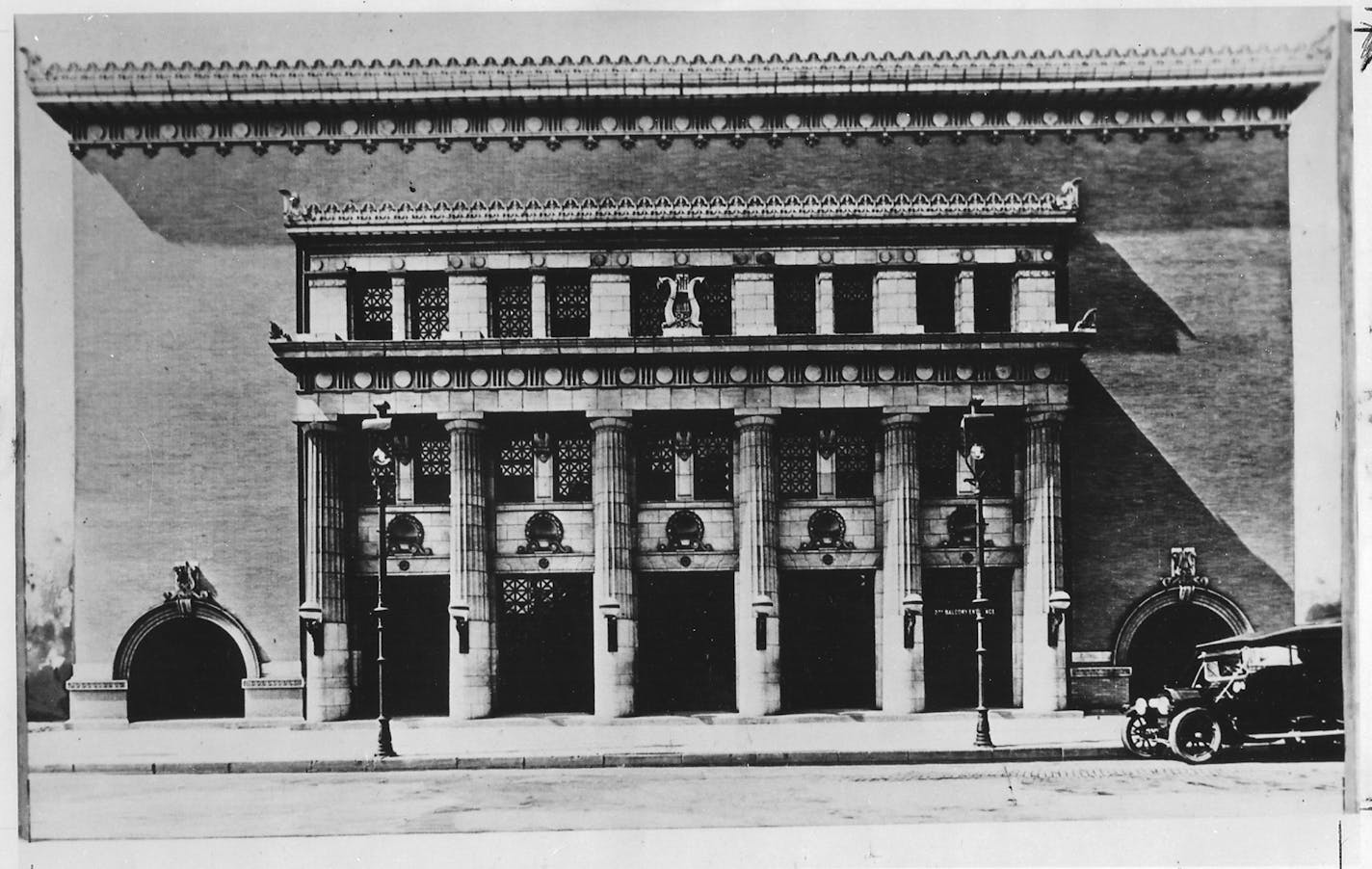 Originally the first Minneapolis Auditorium Building, opened in 1905. Later known as the Lyceum Theater. Site of present-day Orchestra Hall