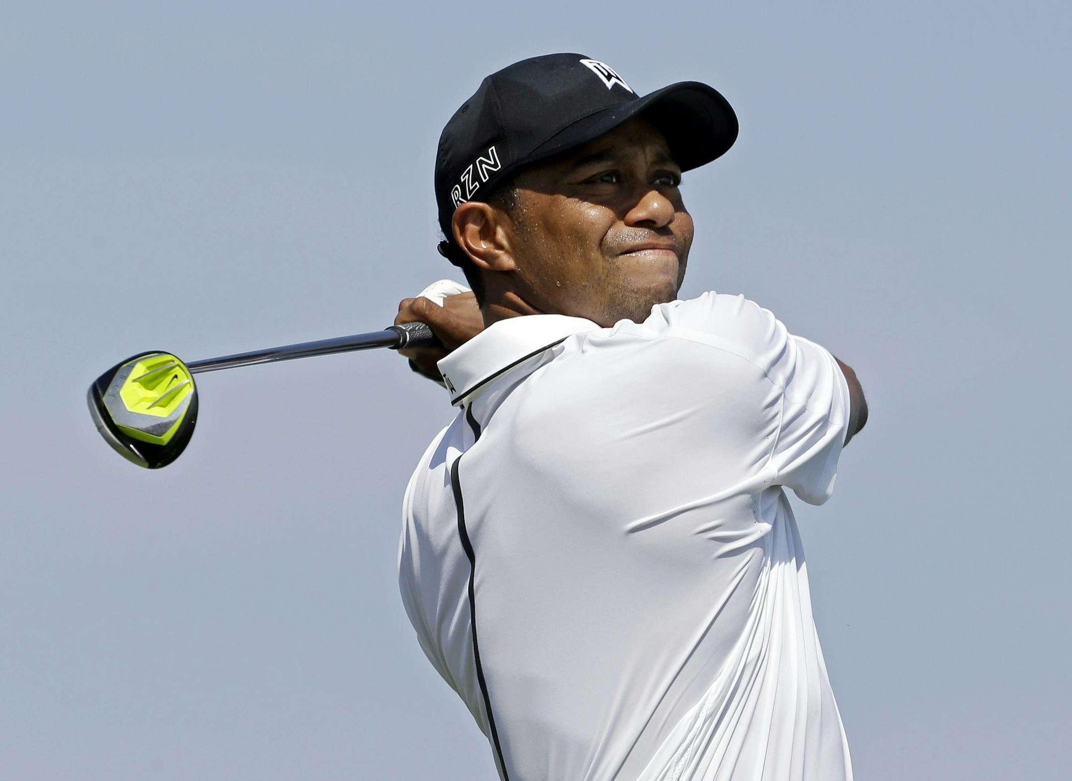 Tiger Woods hits on the fourth holeduring the second round of the PGA Championship golf tournament Friday, Aug. 14, 2015, at Whistling Straits in Haven, Wis. (AP Photo/Brynn Anderson)