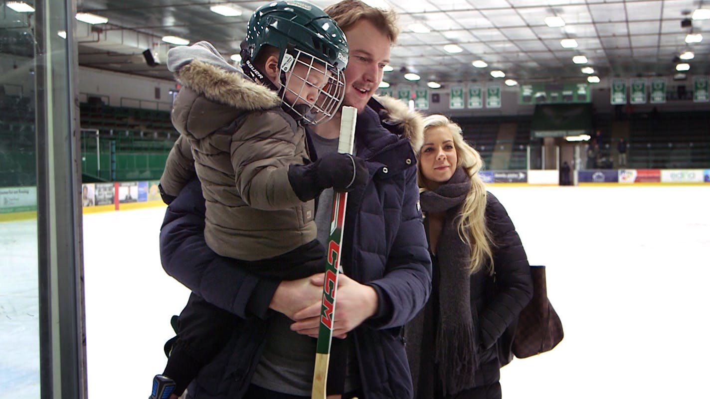 Wild goalie Devan Dubnyk, his son, Nate, 3, and wife Jenn had a family moment after Monday&#x2019;s outdoor practice.