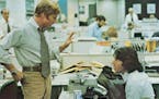Warner Bros., A Warner Communications Company Presents - Robert Redford Dustin Hoffman - "All The President's Men" National Screen Service Corporation