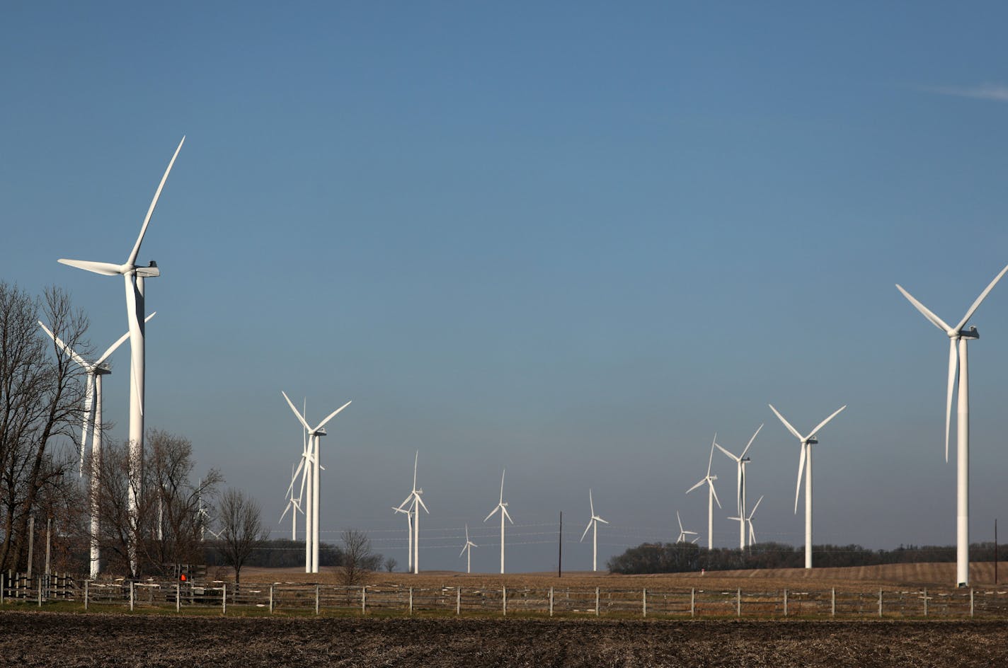 Windmills fill the landscape near Alden, Minn. Scenes like this have caused residents south of the area such as Dorenne Hansen to become more vocal in their opposition to the proposed project. ] ANTHONY SOUFFLE &#x2022; anthony.souffle@startribune.com Dorenne Hansen, the head of a property owners association fighting a proposed wind farm, spoke during an interview and gave a tour of her property Wednesday, Nov. 8, 2017 in Glenville, Minn. Hansen is concerned for the noise, shadows, and the obstr