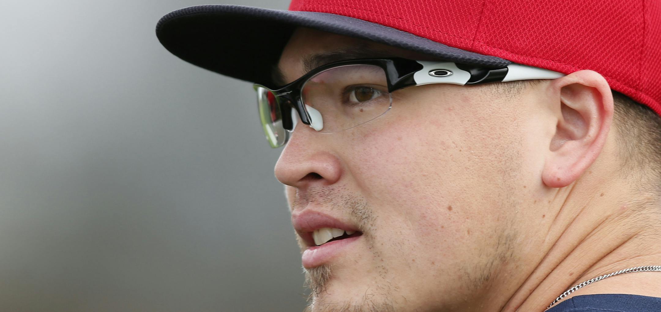 Minnesota Twins pitcher Vance Worley tossed a few baseball during practice Thursday Feb.14, 2013 at Lee County Sports Complex in Fort Myers, FL.] JERRY HOLT • jerry.holt@startribune.com