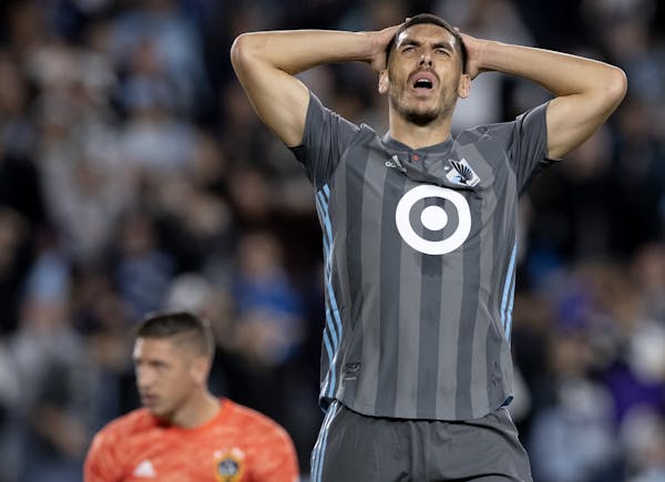 Michael Boxall (15) of Minnesota United FC reacted after a missed scoring opportunity in the first half.