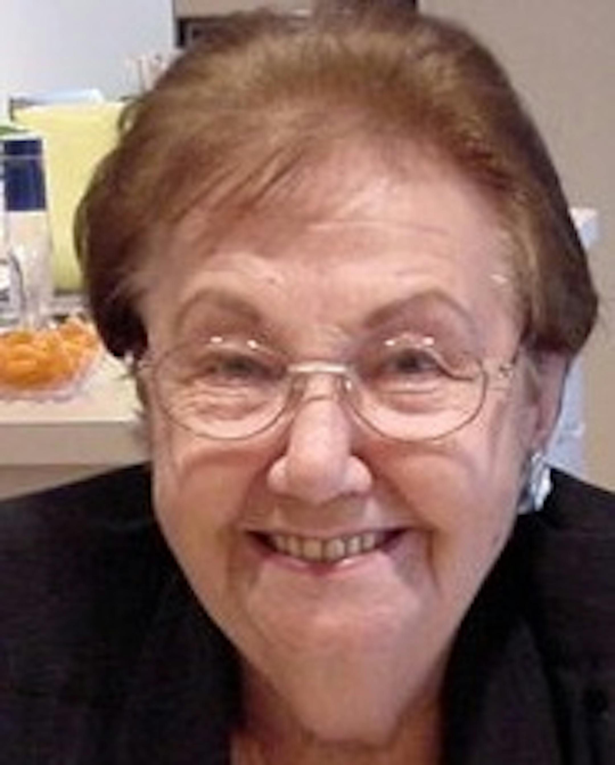 Anne Ptaszek