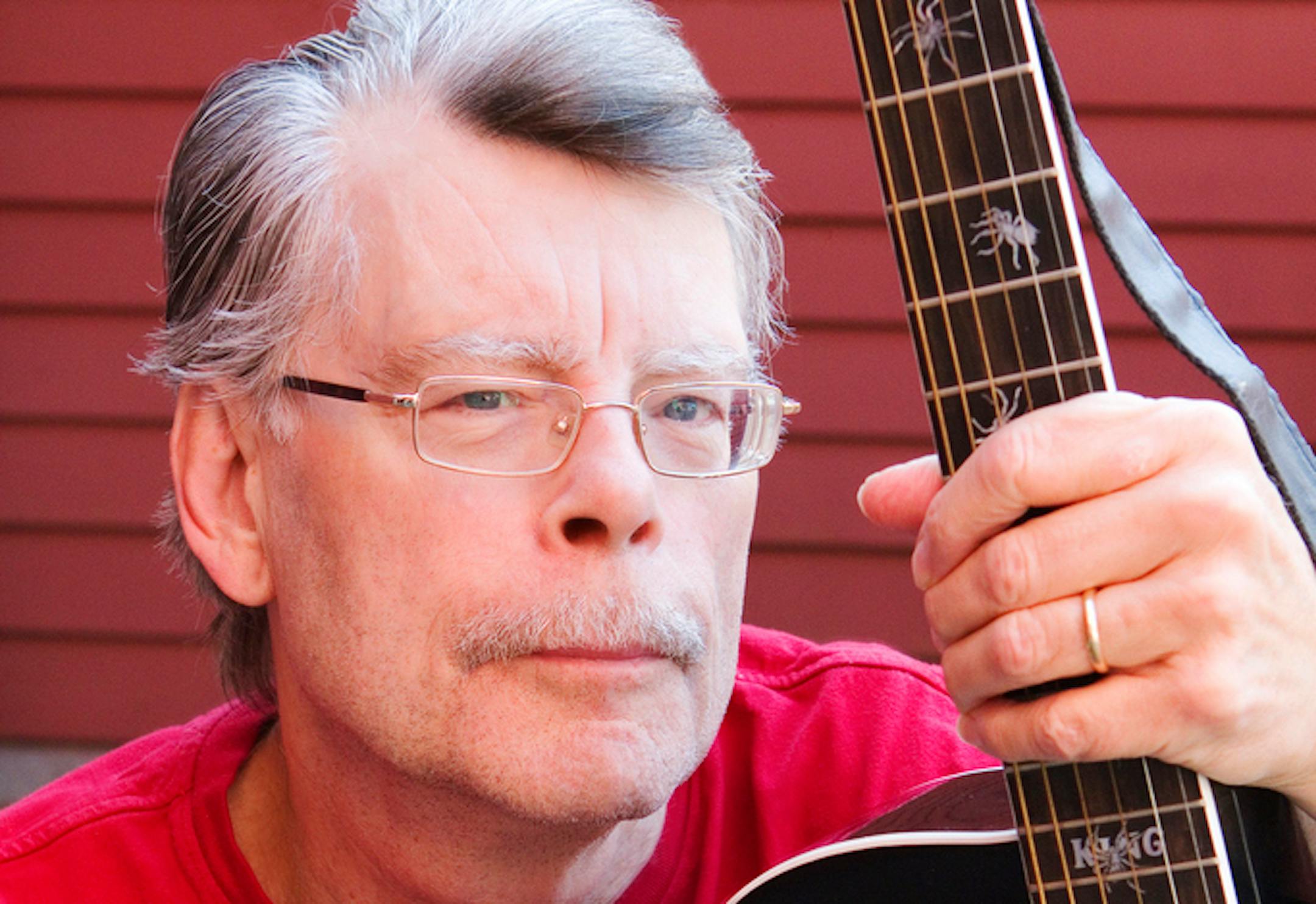 Stephen King will play a concert at First Avenue with Amy Tan, Mary Karr, humorist Dave Barry and sportswriter Mitch Albom.