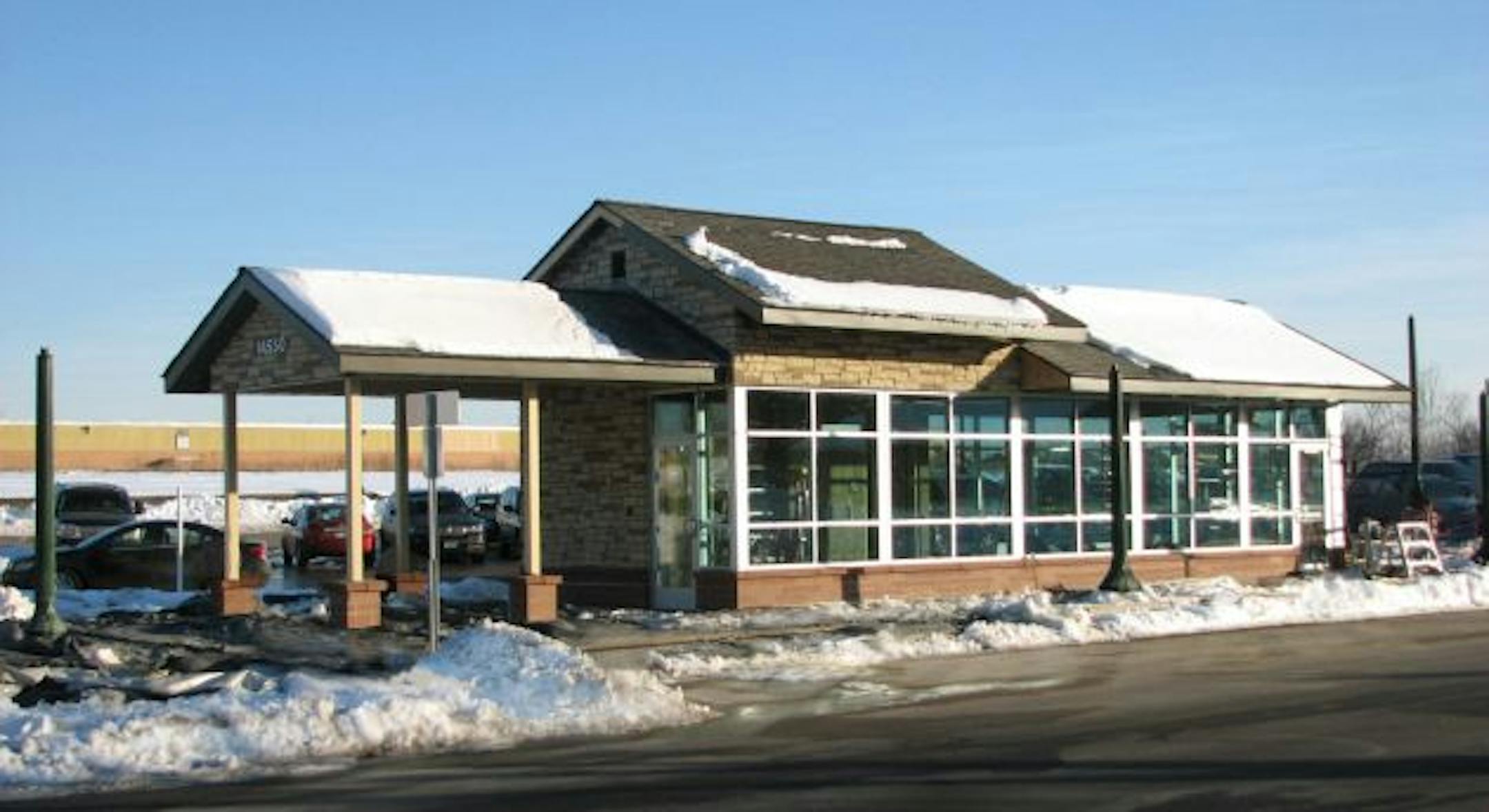 The Minnesota Valley Transit Authority has opened its $1.2 million Rosemount Transit Station, replacing a park-and-ride lot.