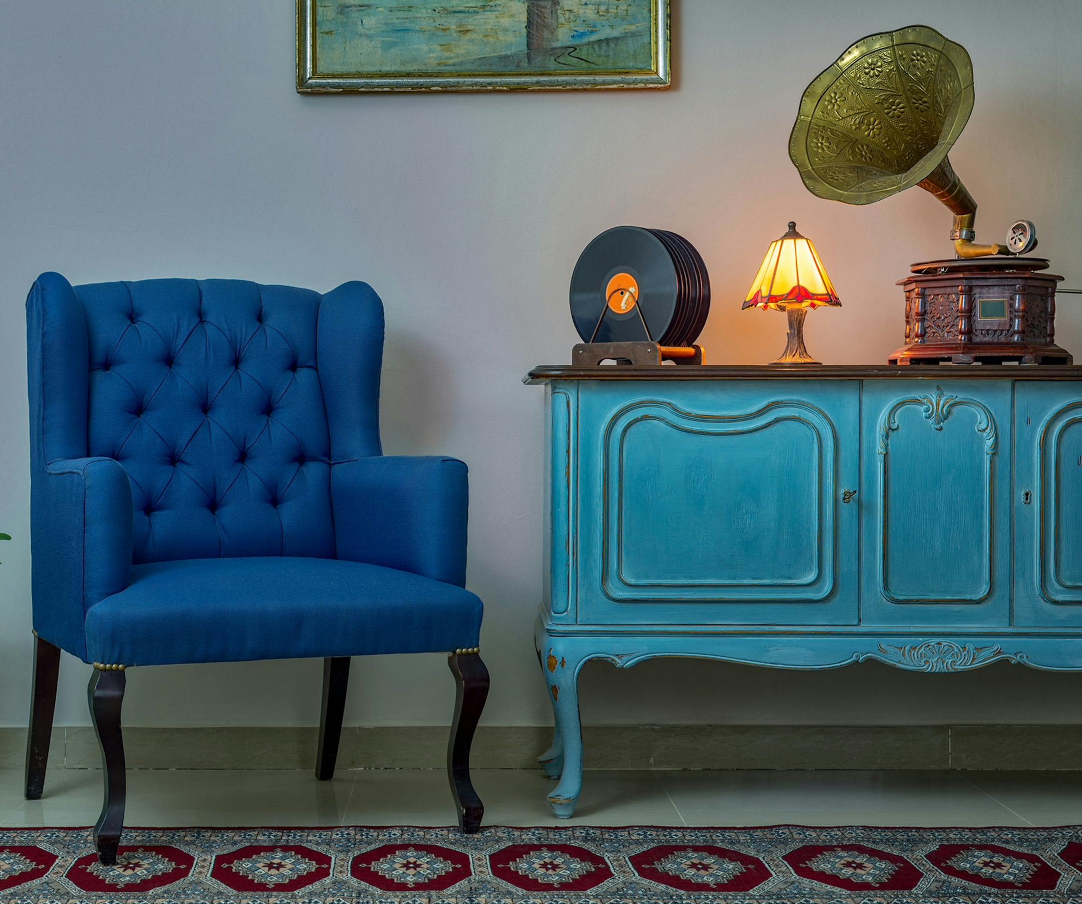 One†of the best ways to†find the raw materials that can be shaped into that cool space that no one but you†could ever have come up with is to buy antiques. (Khaled Eladawy/Dreamstime/TNS) ORG XMIT: 1230586