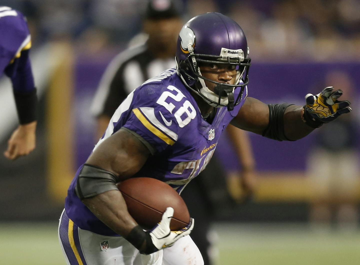 Vikings running back Adrian Peterson ran for 19 yards on 4th and 1 in the fourth quarter. Quarterback Matt Cassel watched as Peterson passed 10,000 rushing yards for his career. ] MCKENNA EWEN &#xb7; mckenna.ewen@startribune.com Minnesota Vikings and Chicago Bears - Mall of America Field in Minneapolis, Minn. - 12/01/2013