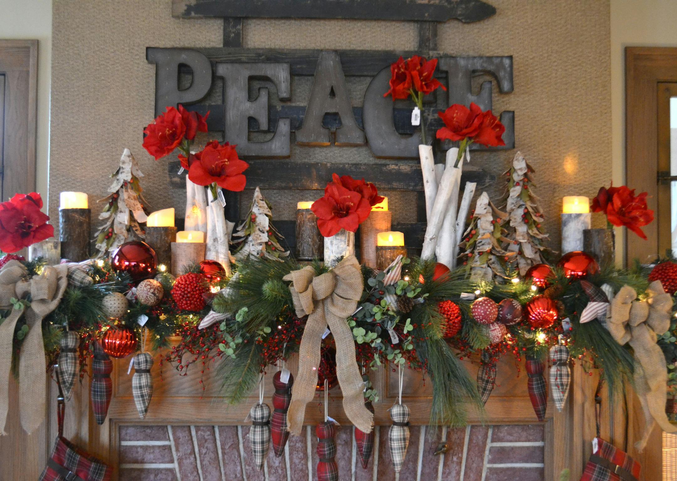 Bachman's Mantel display from Bachman's Holiday Ideas House