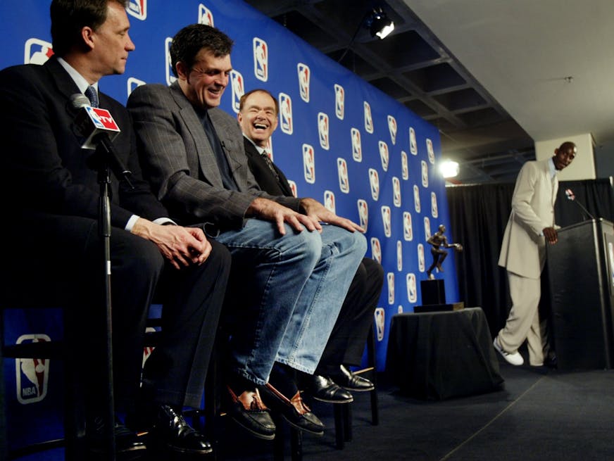 Kevin McHale, center, is seen with then Timberwolves coach Flip Sanders and team owner Glen Taylor in 2004.