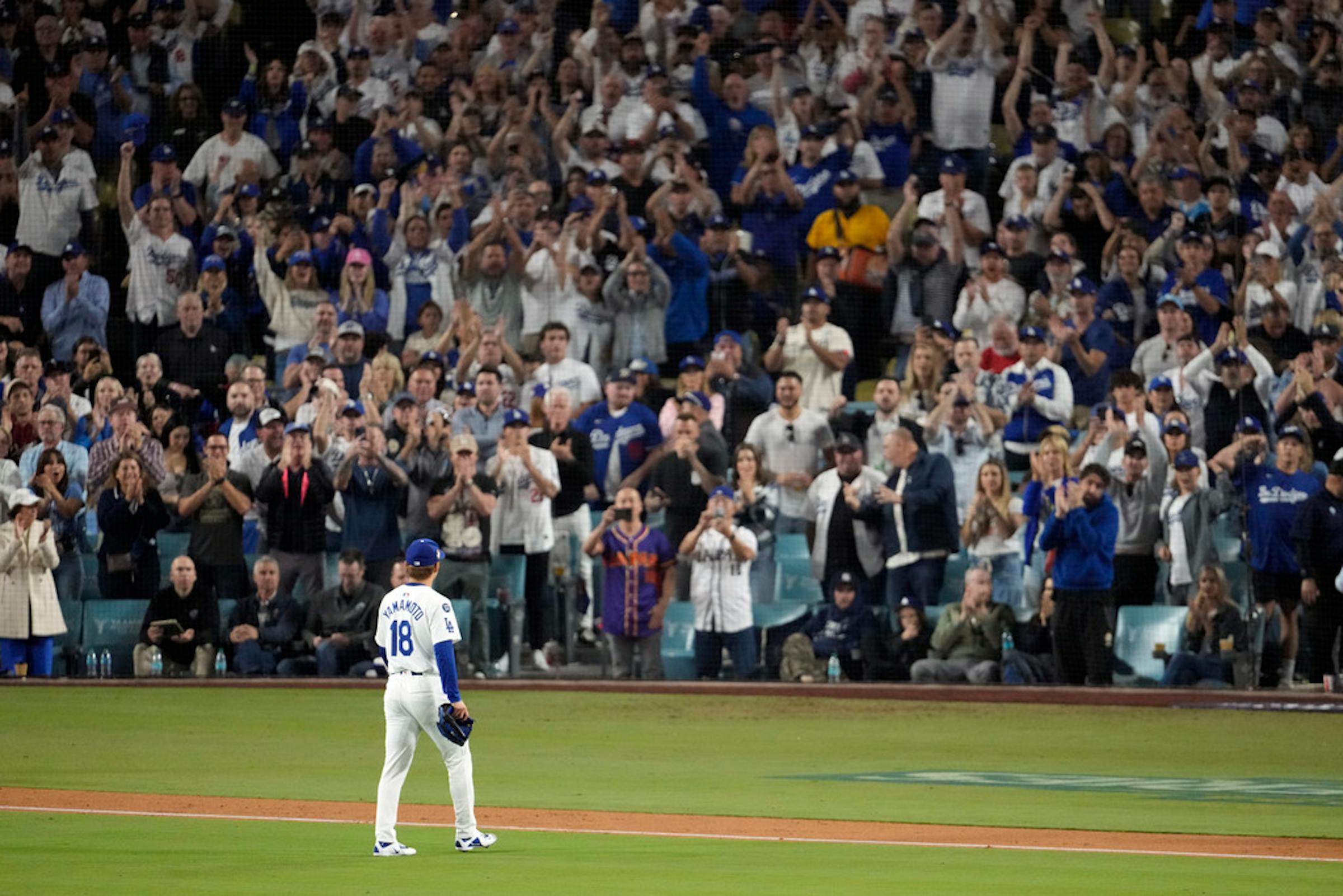 Yamamoto shuts down Yankees, Freeman homers again as Dodgers win 4-2 for 2-0 lead in World Series