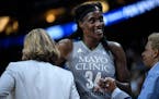 Lynx center Sylvia Fowles (shown in an Aug. 3 game against Atlanta) bounced back from her worst game of the year with 27 points and 13 rebounds, and t