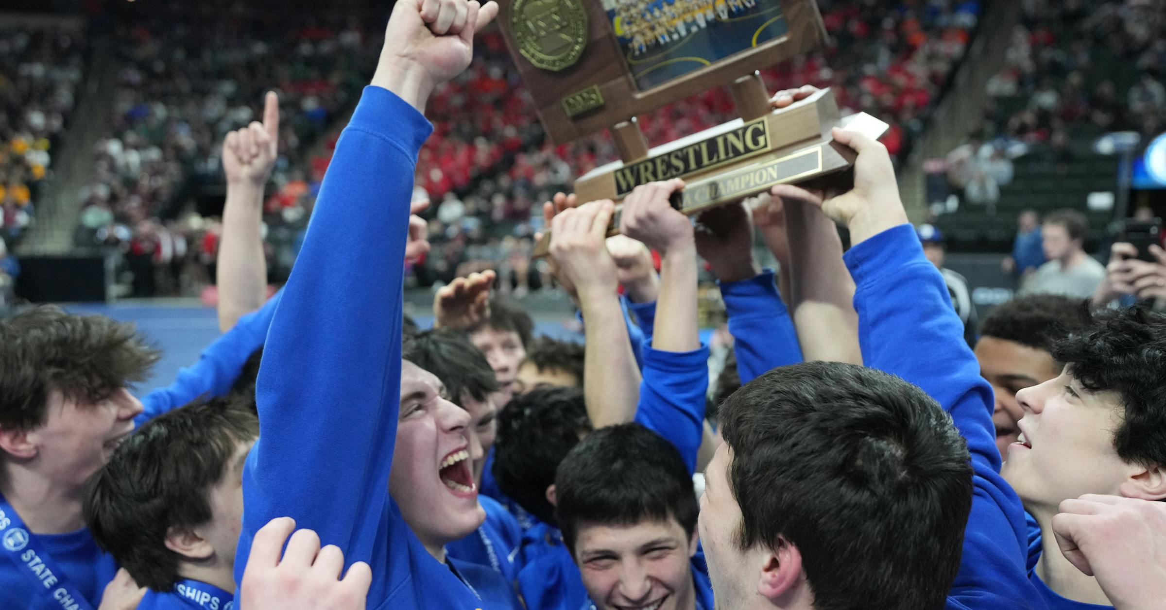 Five-time state champion Zach Sanders takes over Minnesota wrestling powerhouse