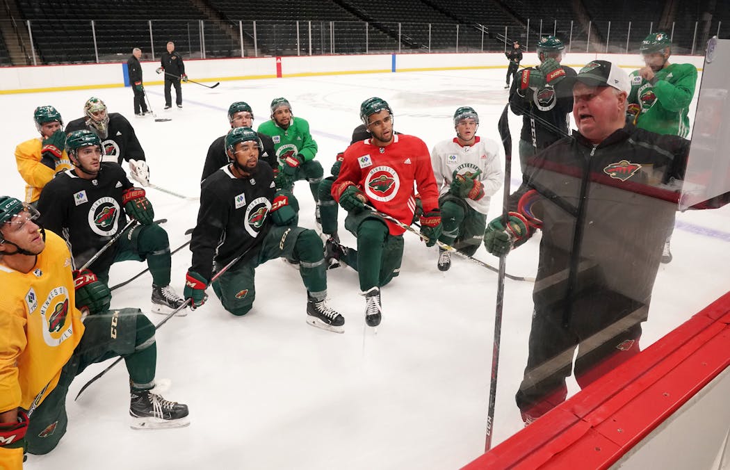 A fresh start Wild coach Bruce Boudreau addressed his players in the team’s first on-ice practice of the 2018-19 season.