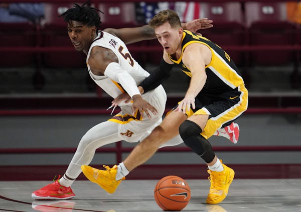 Hawkeyes' Bohannon sustains serious head injury in assault