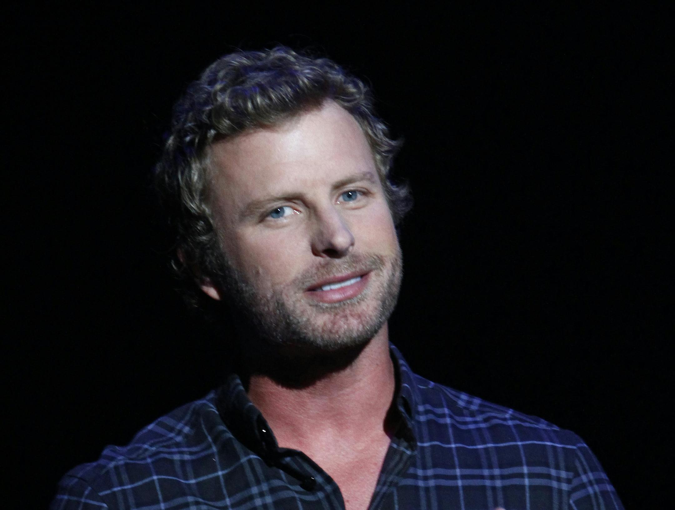 Dierks Bentley emcee's the ACM Honors at the Ryman Auditorium on Tuesday, Sept. 10, 2013 in Nashville, Tenn. (Photo by Wade Payne/Invision/AP) ORG XMIT: MIN2013100115062152