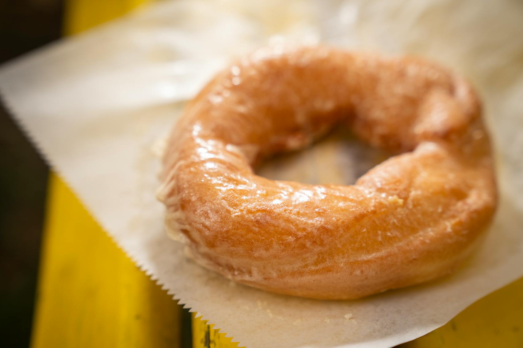 The Amish Doughnut from Peachey’s Baking Company. The new foods of the 2023 Minnesota State Fair photographed on the first day of the fair in Falcon Heights, Minn. on Tuesday, Aug. 8, 2023. ] LEILA NAVIDI • leila.navidi@startribune.com