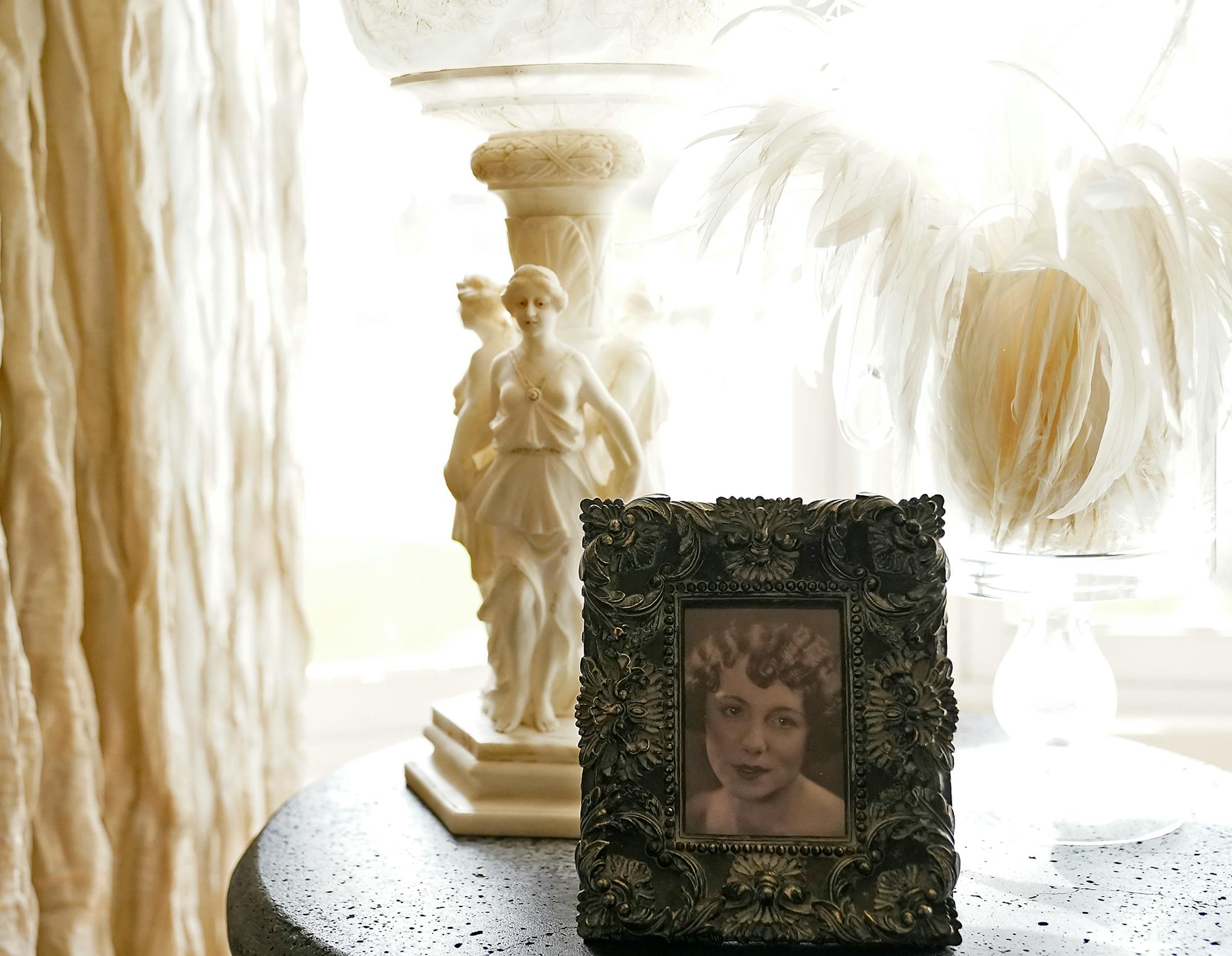 A lamp from the Foshay and a photograph.