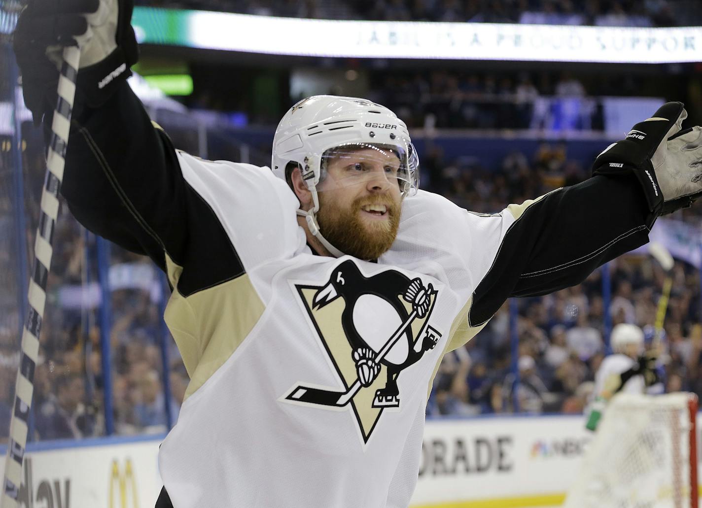 Pittsburgh Penguins right wing Phil Kessel celebrates his goal during the third period of Game 3 of the NHL hockey Stanley Cup Eastern Conference finals against the Tampa Bay Lightning, Wednesday, May 18, 2016, in Tampa, Fla. (AP Photo/Chris O'Meara)