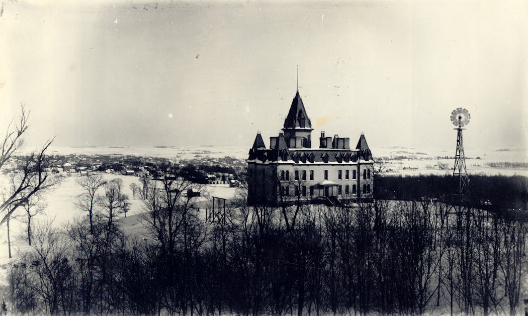 St. Olaf's Main Hall and the city of Northfield in 1888.