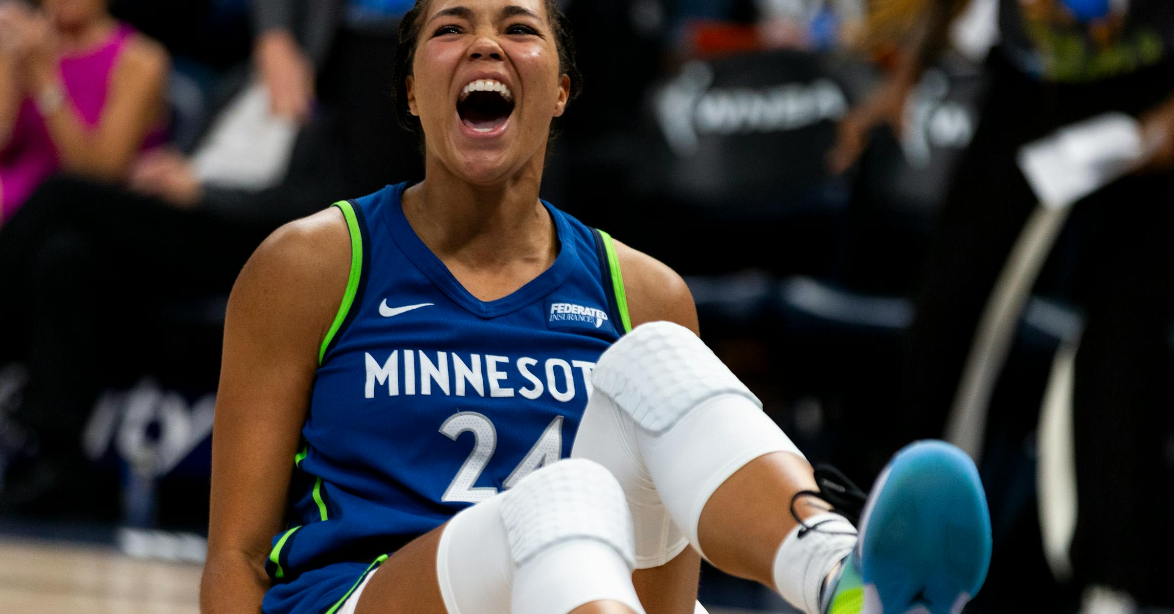 All-Star Courtney Williams shines with 25 points as Lynx beat Chicago 80-75