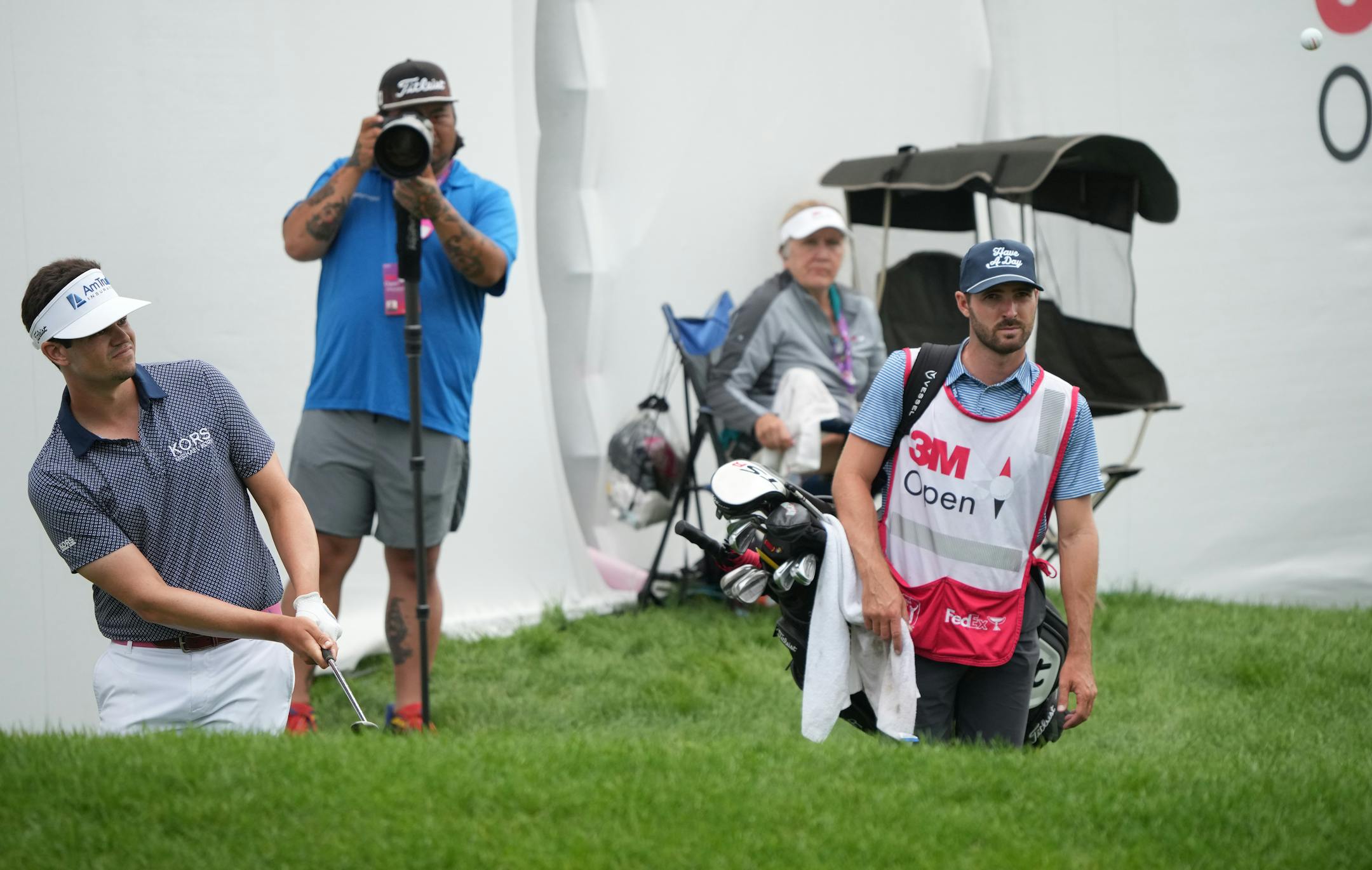 Beau Hossler gets out of the rough on the 18th holeat TPC Twin Cities.