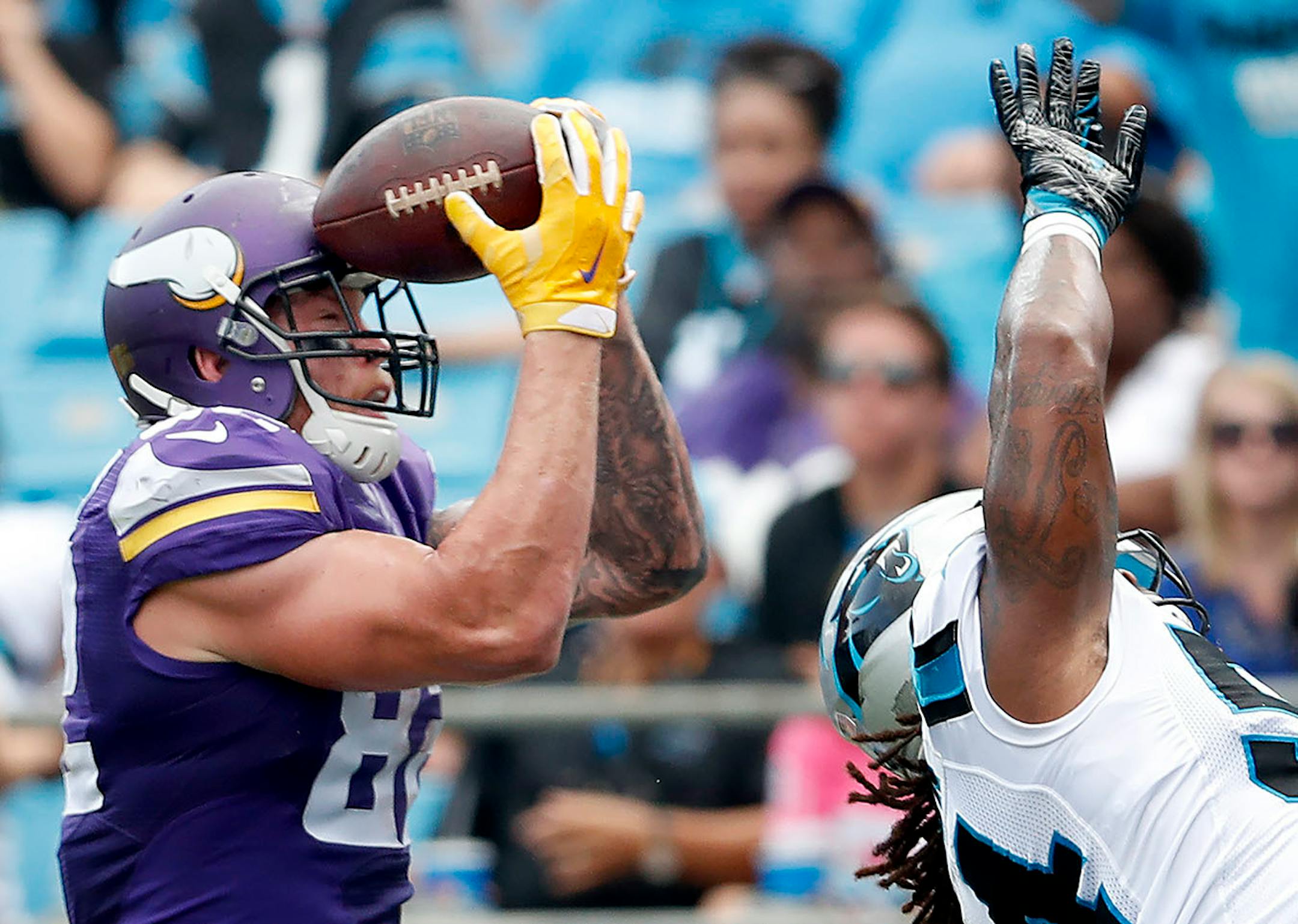 Kyle Rudolph caught 15-yard pass from Sam Bradford for a touchdown in while being defended by Shaq Thompson (54) the third quarter.