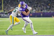 Vikings tight end Johnny Mundt (86) scored the Viking first touchdown in the fourth quarter at U.S. Bank Stadium, in Minneapolis, Minn., on Sunday, De