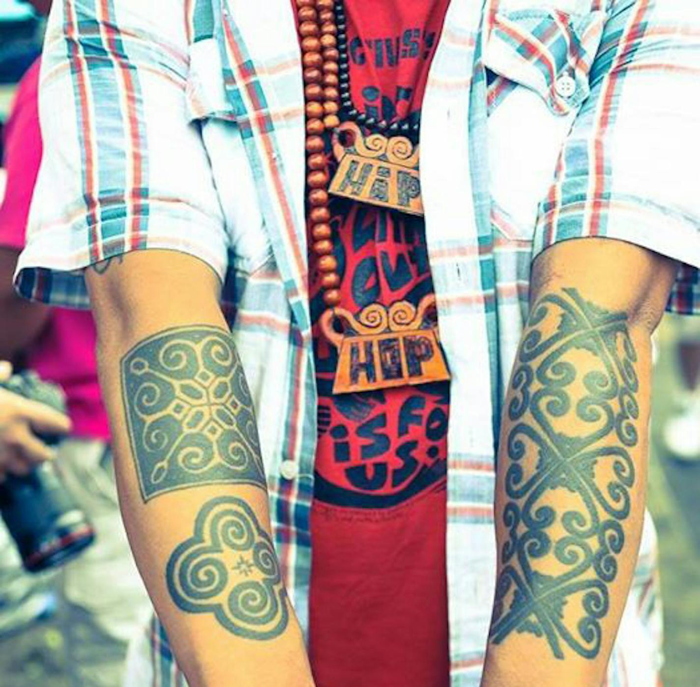 Hmong tattoo ORG XMIT: oldlzN1t1kyyiisM_NV0