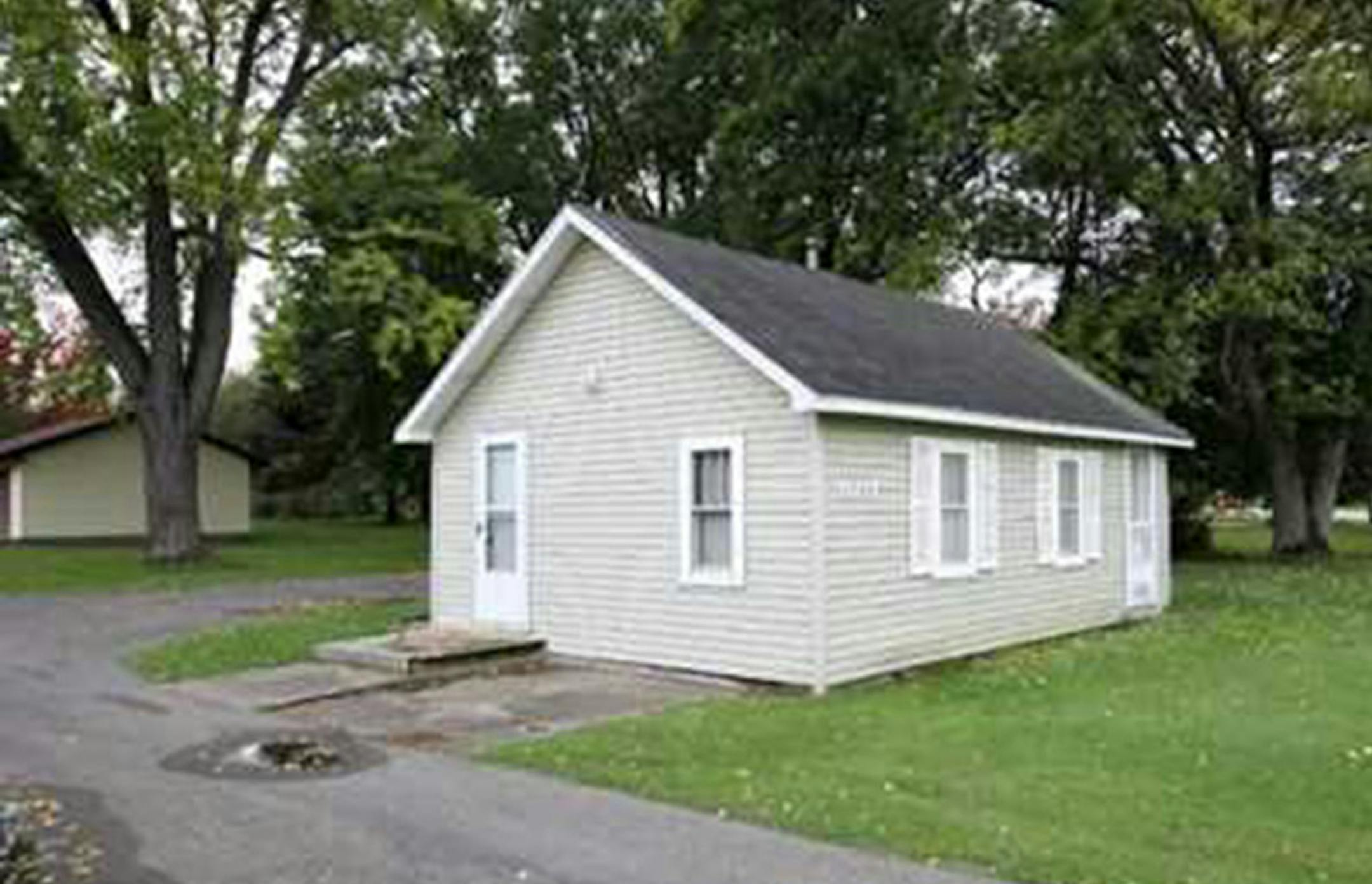 Minnetonka
Built in 1944, this one-bedroom, one-bath house has 600 square feet and features two two-car detached garages on a half-acre site located within the Wayzata school district. Listed by Matt Houston, Necklen & Oakland - Professional Real Estate Services, 320-420-4213.