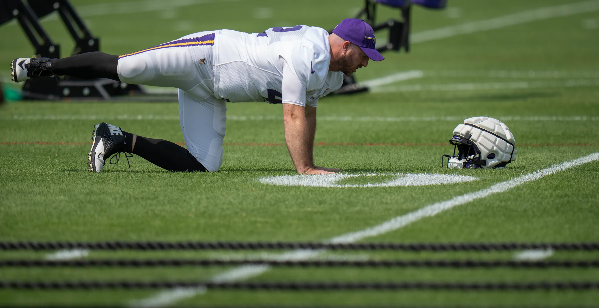 Vikings' Andrew DePaola didn't choose to be a long snapper; the job ...