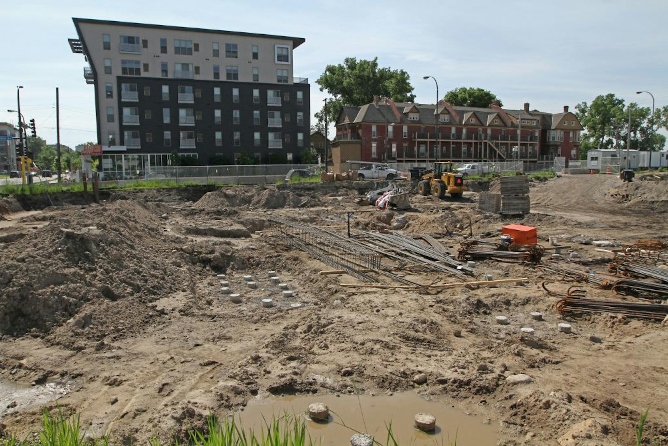 Construction site of the Bridges Apartments at 950 University Ave SE, photographed on 6/14/13. Bruce Bisping/Star Tribune bbisping@startribune.com