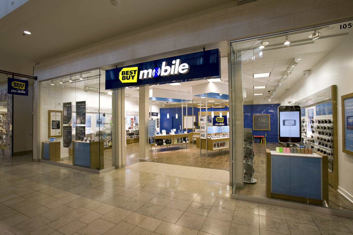 Best Buy is closing its small-format mobile stores. (Provided photo)