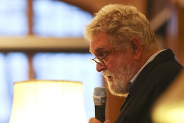 Louis Jenkins during a poetry reading at St. Paul's University Club in 2014. ORG XMIT: MIN1404152256501415