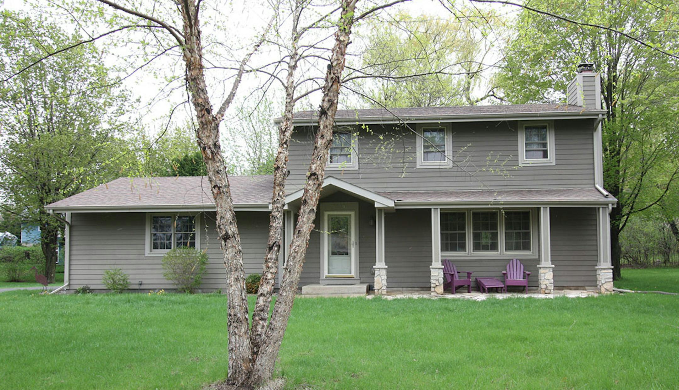 ... Shorewood
Built in 1967, this three-bedroom, three-bath house has 2,496 finished square feet and features three bedrooms on one level, remodeled kitchen with cherry cabinets and granite countertops, stainless steel appliances, slate and hardwood floors, two fireplaces, full finished basement, patio and deck. Listed by the Zinn Family Realtors, Coldwell Banker Burnet, 952-474-4444.